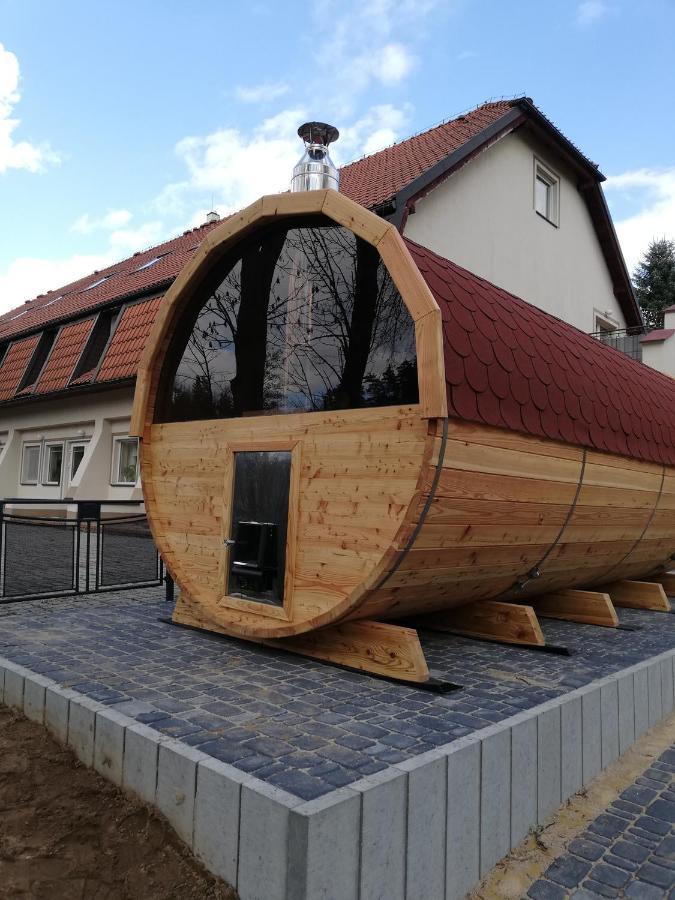 Kompleks Wypoczynkowo-Konferencyjny Mazur-Syrenka Krutyn Exterior photo